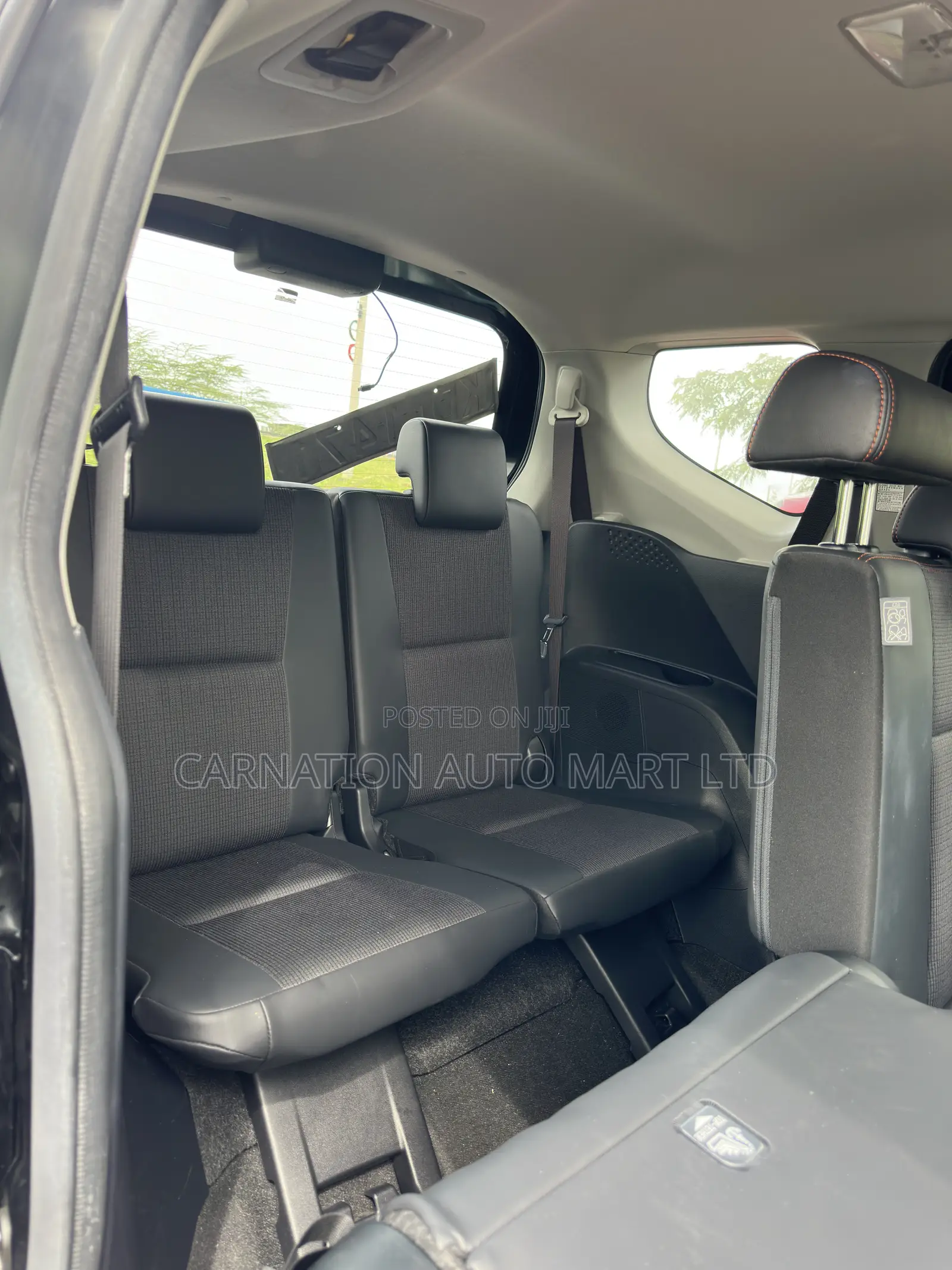 Toyota Sienta 2018 Black