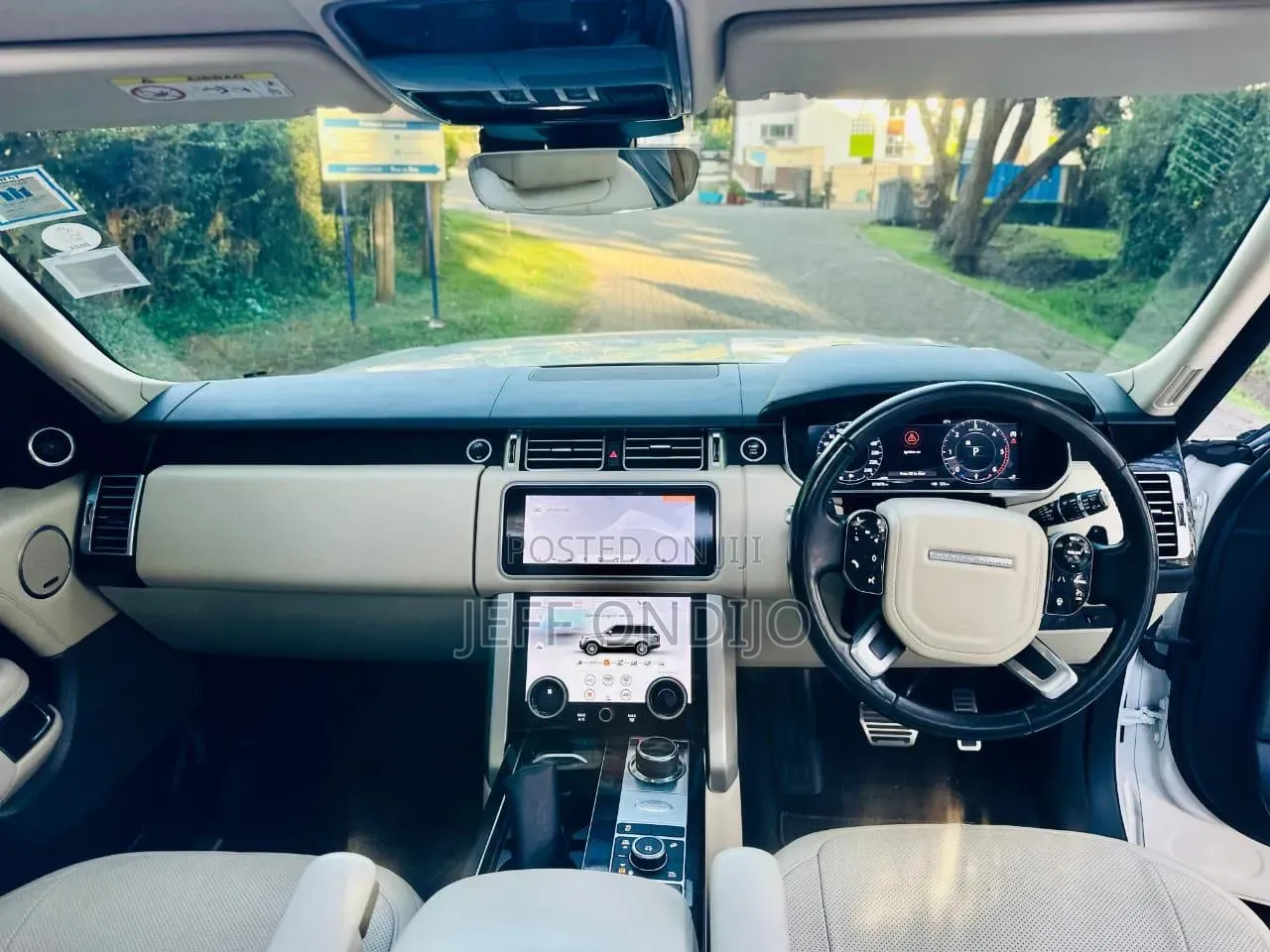 Land Rover Range Rover Vogue 2019 White
