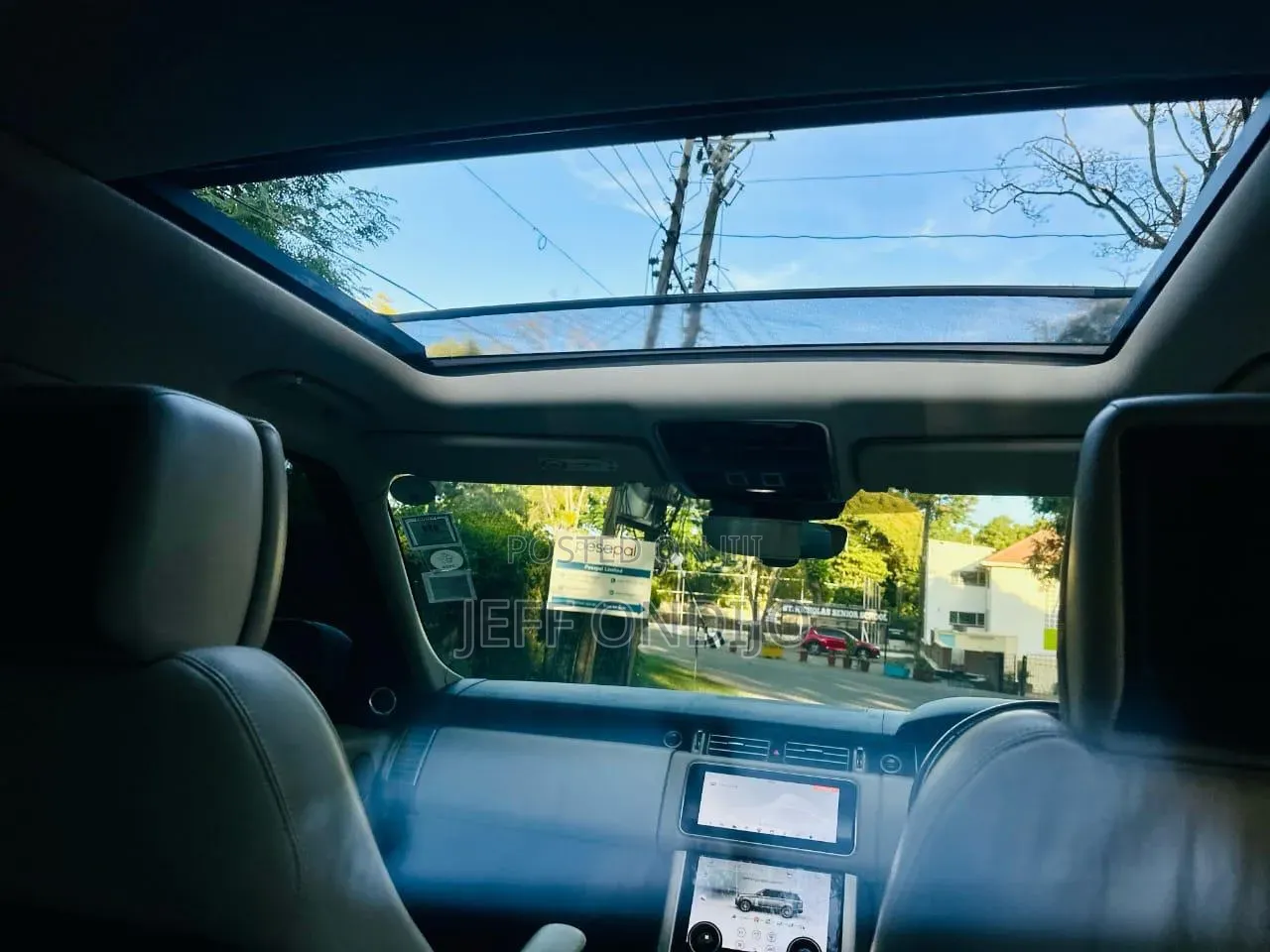Land Rover Range Rover Vogue 2019 White