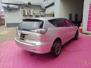 Toyota Caldina 2006 Silver