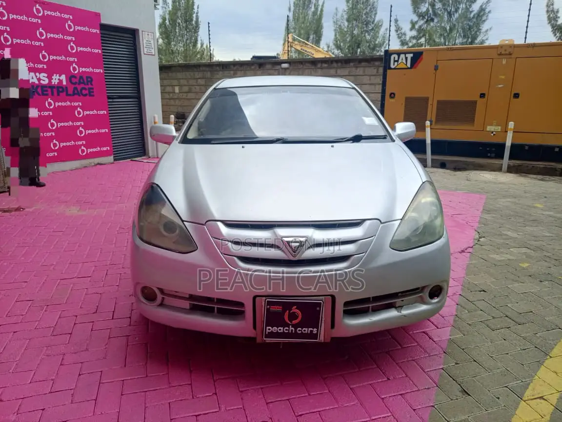 Toyota Caldina 2006 Silver