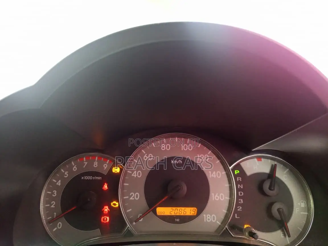 Toyota Caldina 2006 Silver
