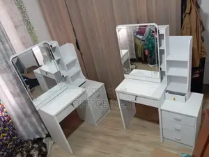 Modern Dressing Desk With Sliding Mirror
