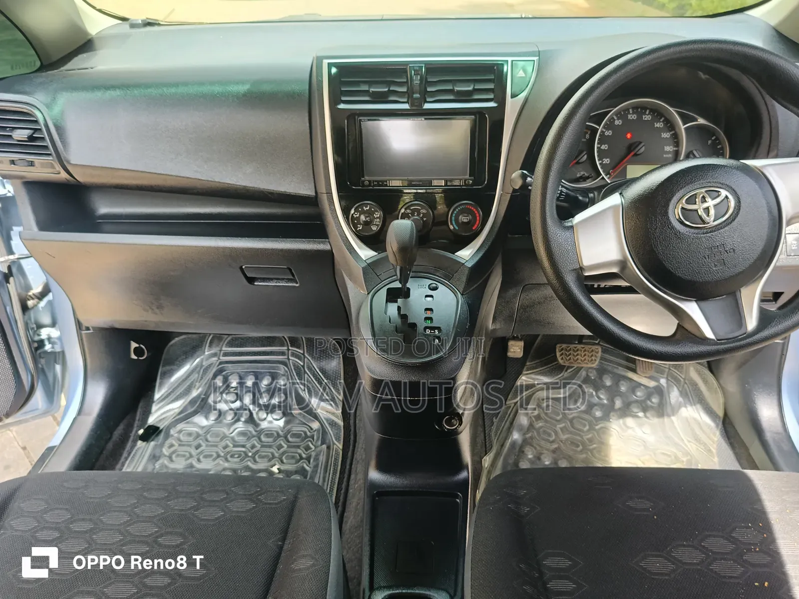 Toyota Ractis 2014 Blue