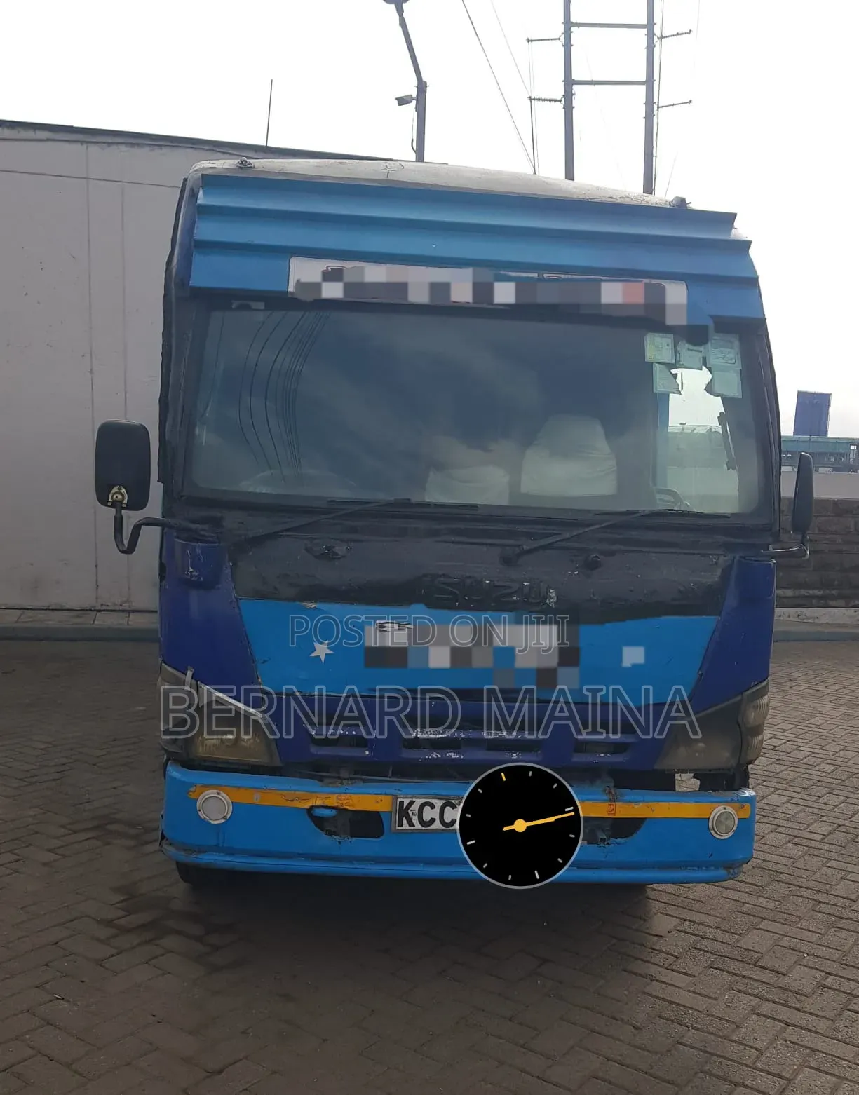 Isuzu NQR 2013 Blue