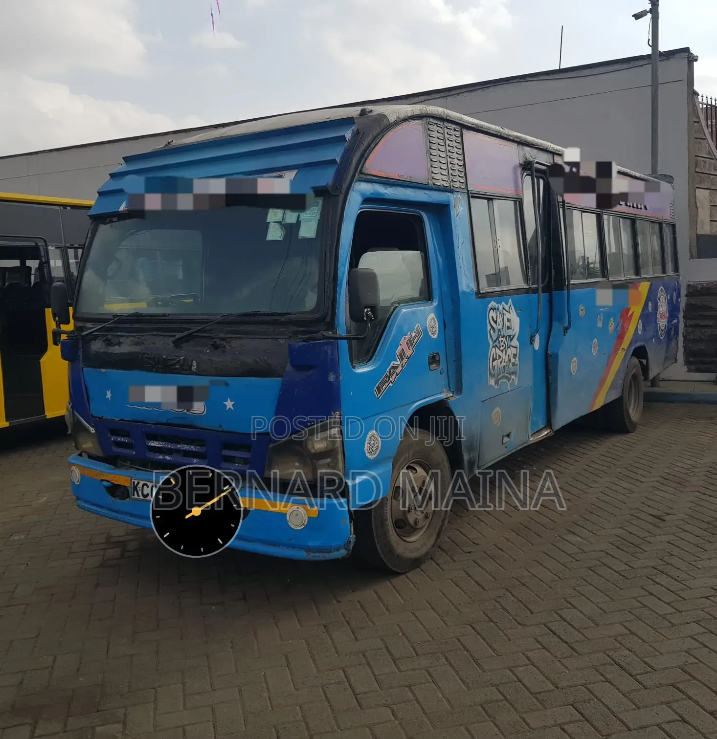Isuzu NQR 2013 Blue