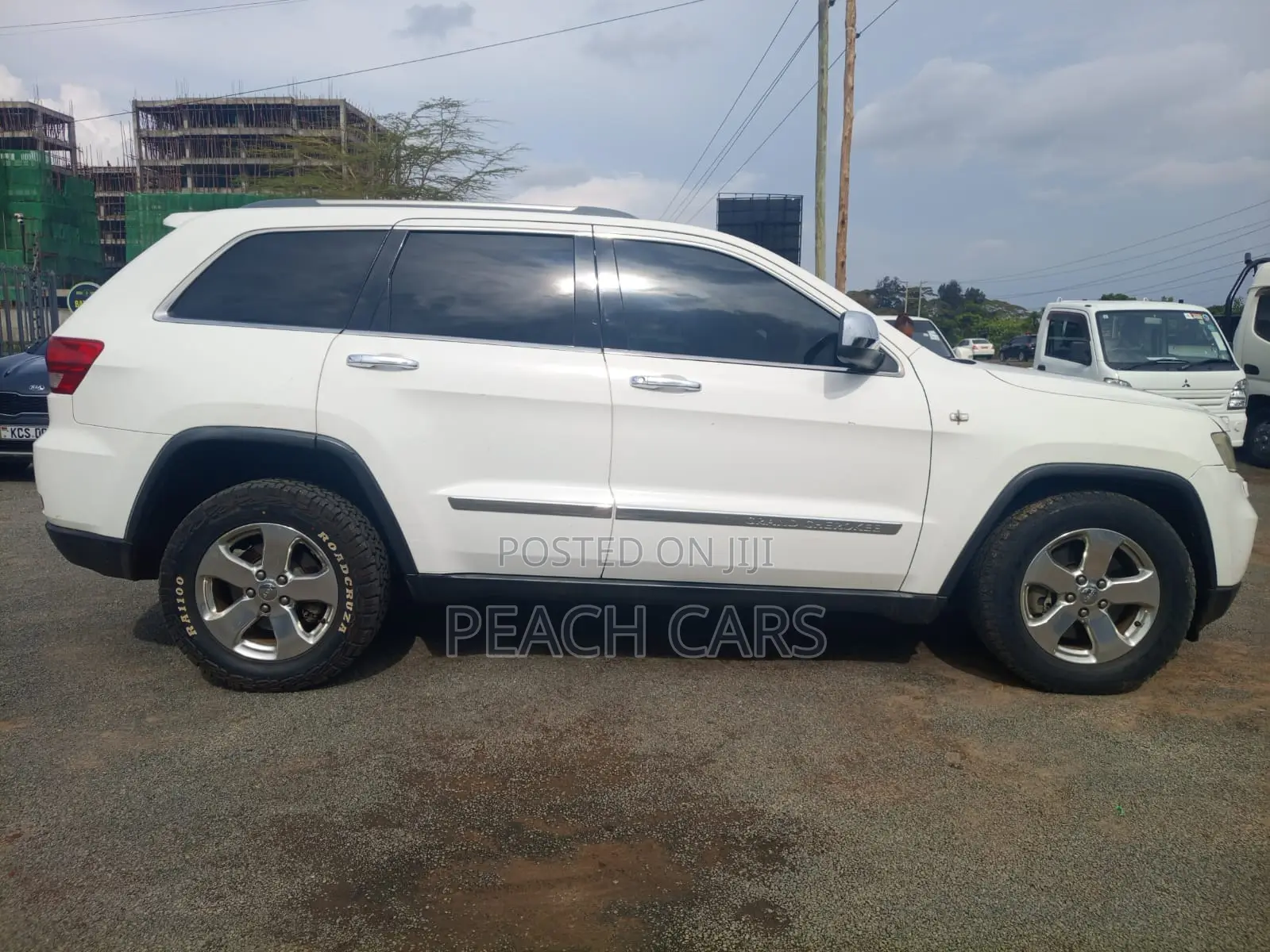Jeep Grand Cherokee 2012 White