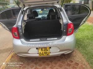 Nissan March 2016 Silver