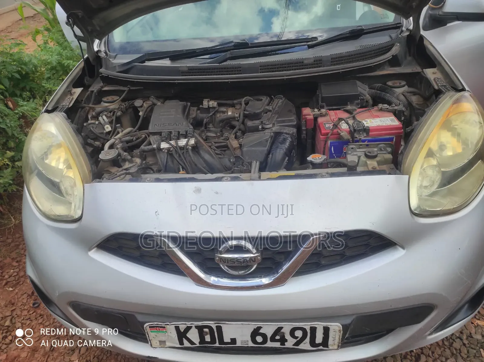 Nissan March 2016 Silver