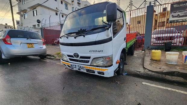 Toyota Dyna 1kd - thumbnail 6