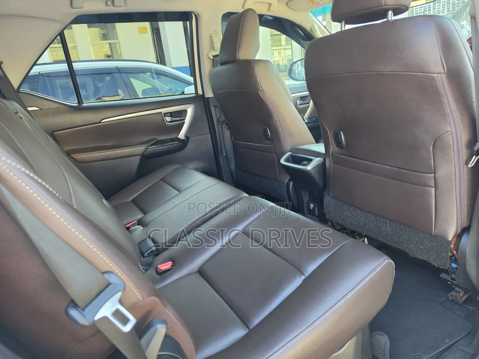 Toyota Fortuner 2019 White