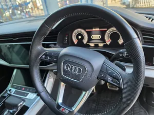 Audi Q8 3.0T Premium AWD quattro 2019 White
