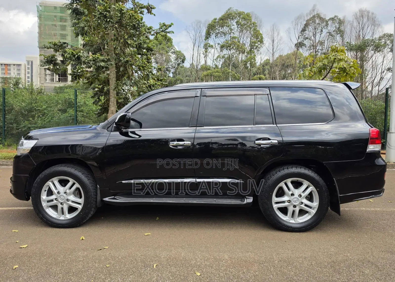 Toyota Land Cruiser 2011 Black