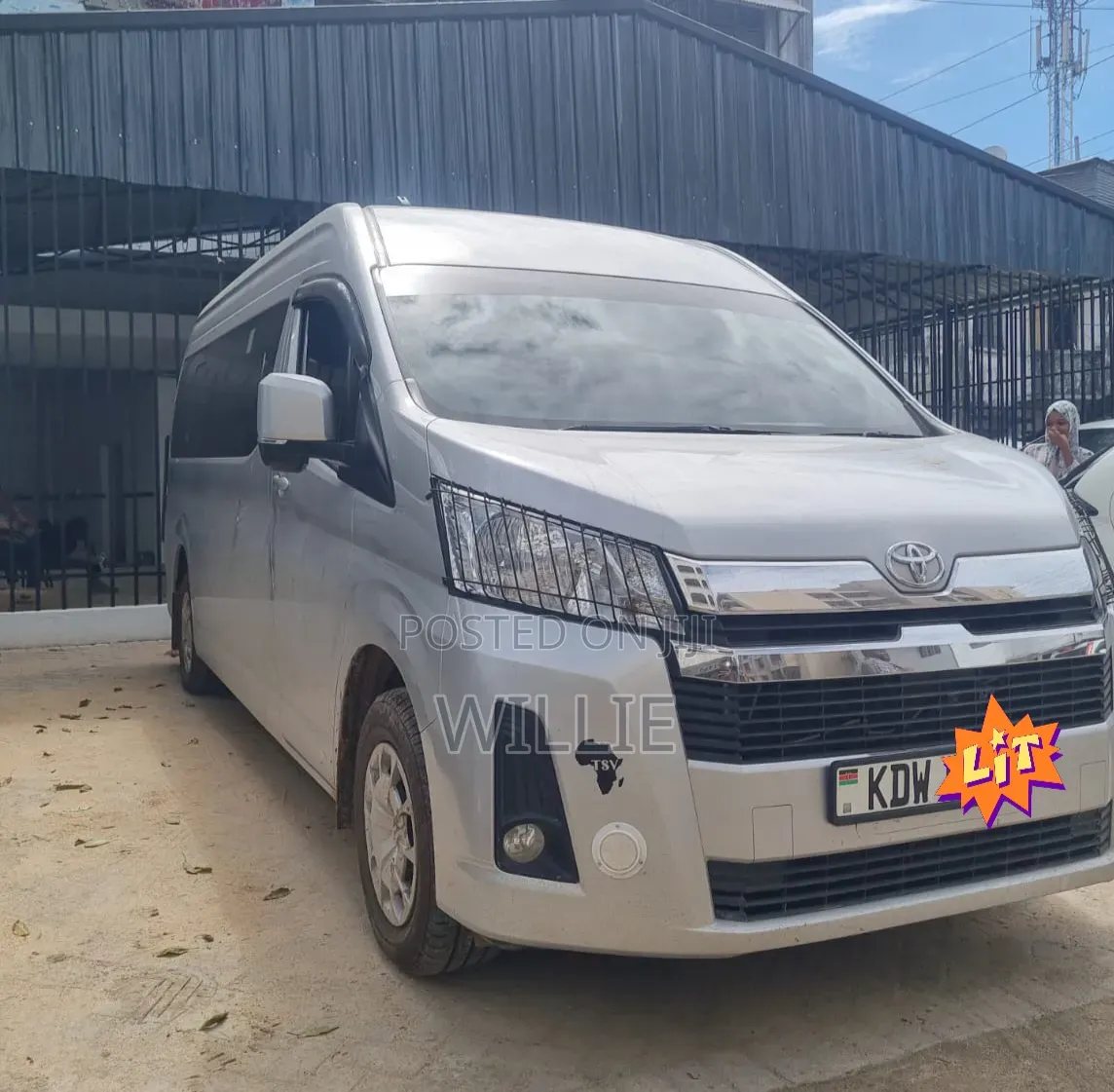 Toyota HiAce 2021 Silver