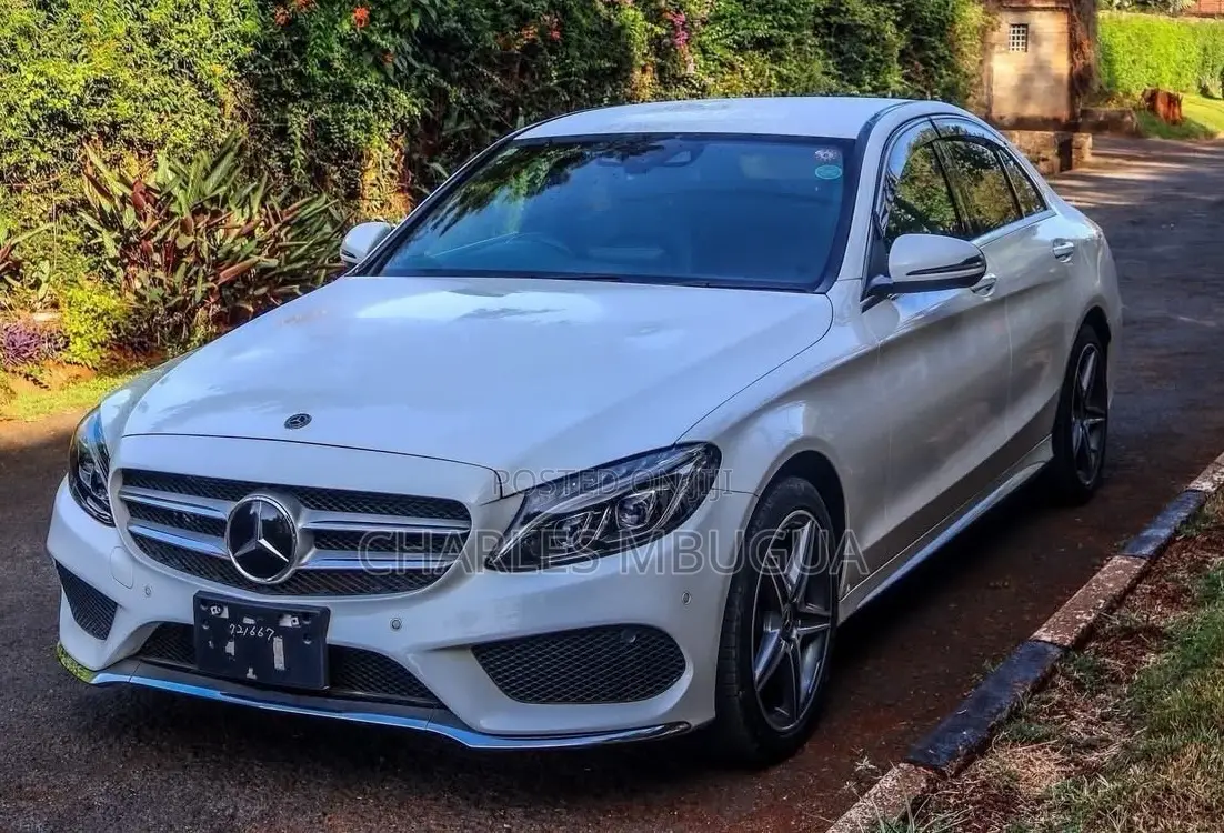 Mercedes-Benz C200 2018 White