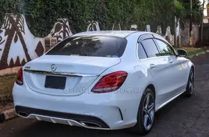 Mercedes-Benz C200 2018 White