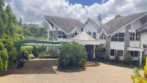 6bdrm Maisonette in Nyari Estate Nairobi for sale