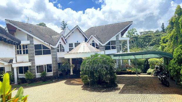 6bdrm Maisonette in Nyari Estate Nairobi for sale