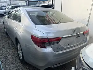 Toyota Mark X 2.5 AWD 2019 Silver