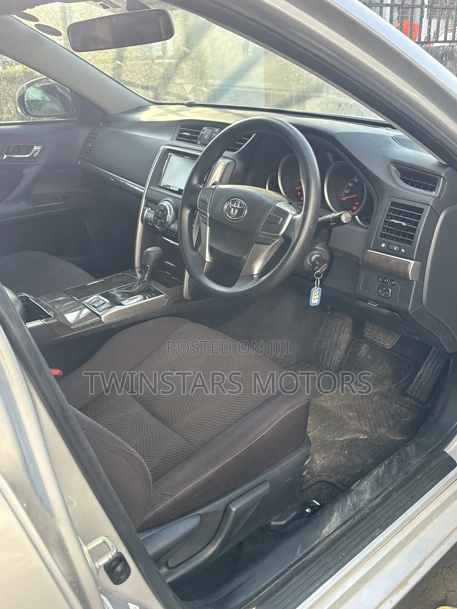 Toyota Mark X 2.5 AWD 2019 Silver