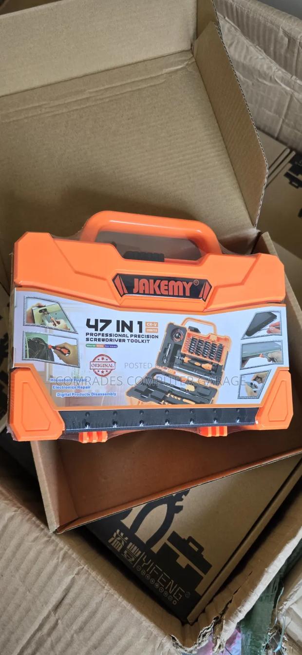 47 in Screw Professional Screwdriver Toolkit