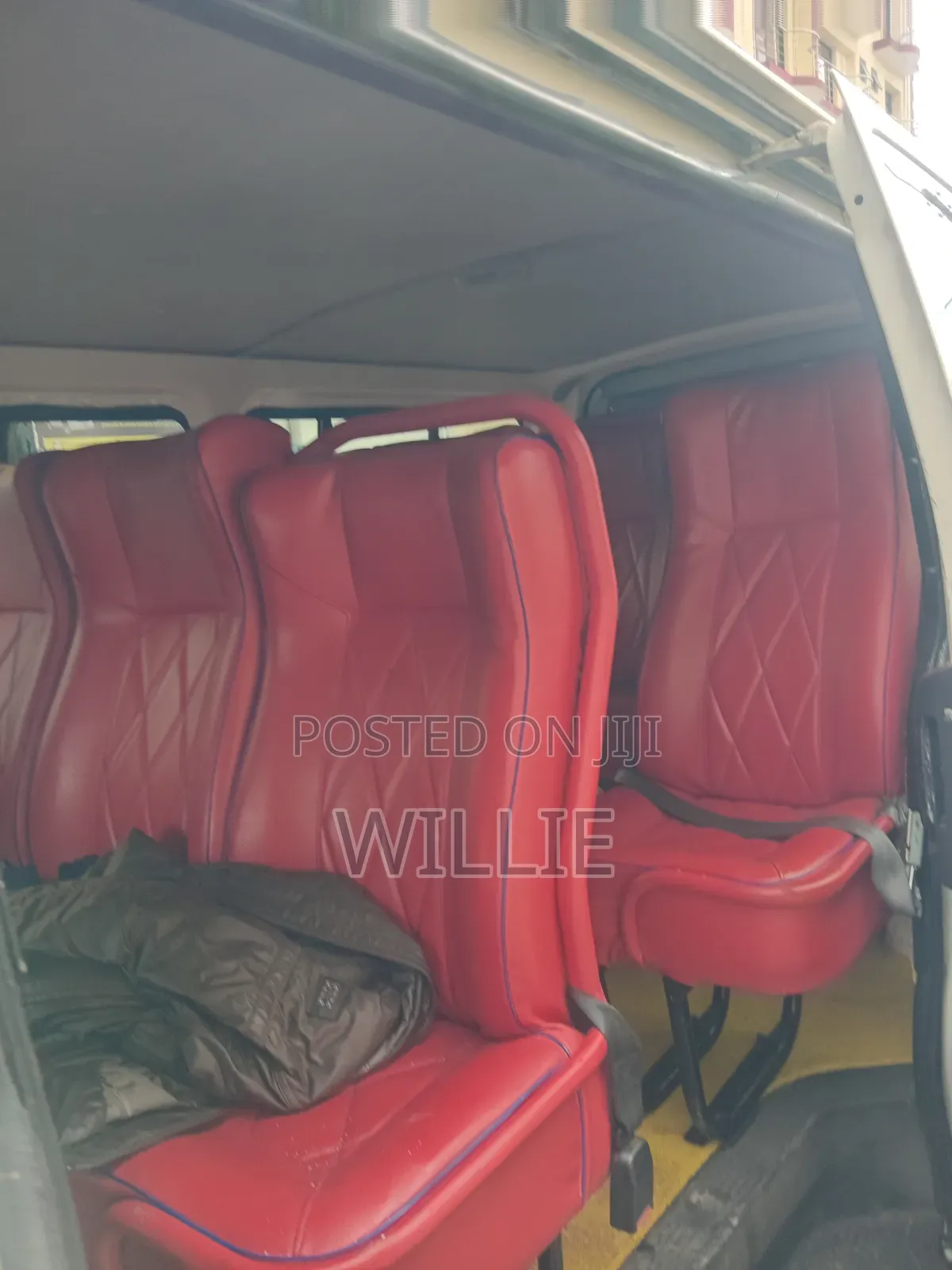 Toyota HiAce 2013 White