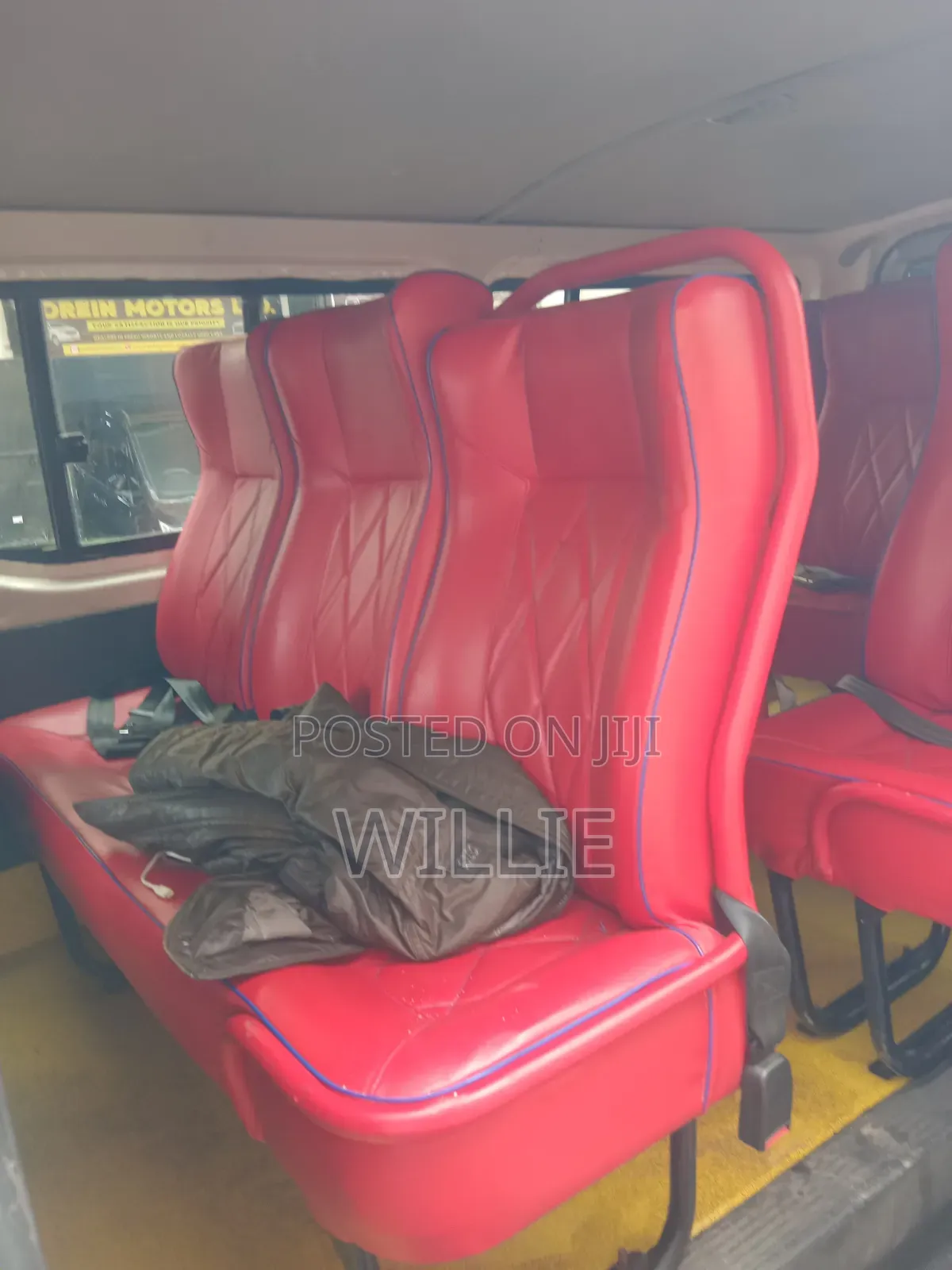 Toyota HiAce 2013 White