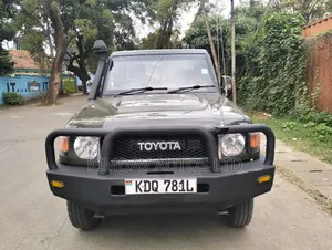 Toyota Land Cruiser 2012 Green