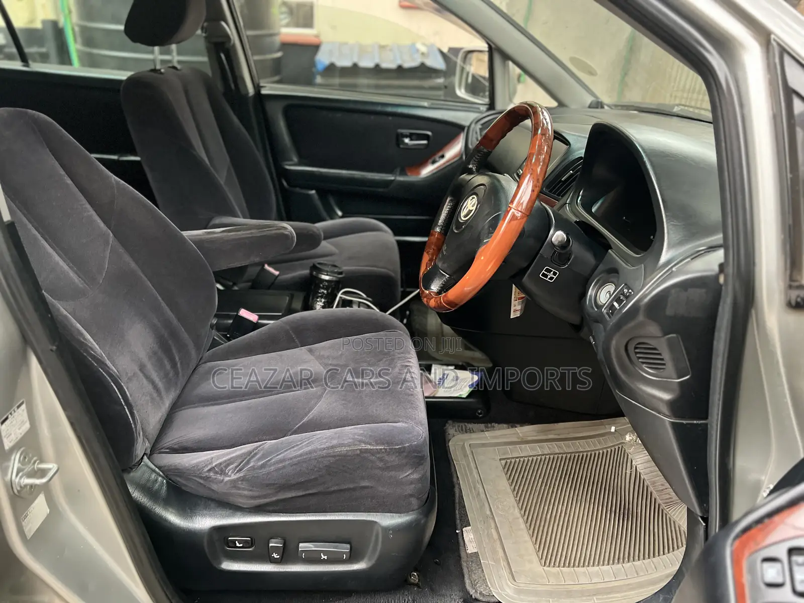 Toyota Harrier 3.0 V6 2002 Gray