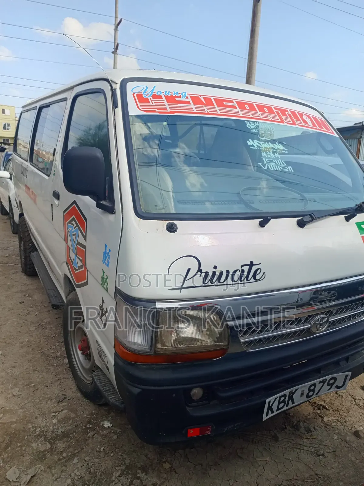 Toyota HiAce 2002 White
