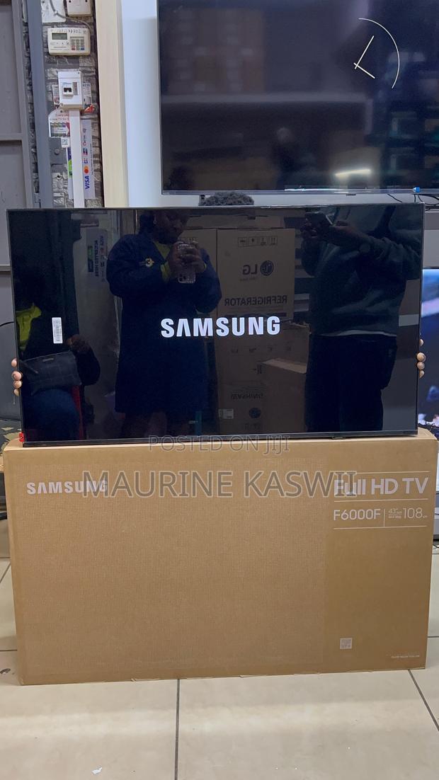 Samsung Smart 43”-2026 Model - main view
