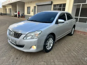 Toyota Premio 2014 Silver