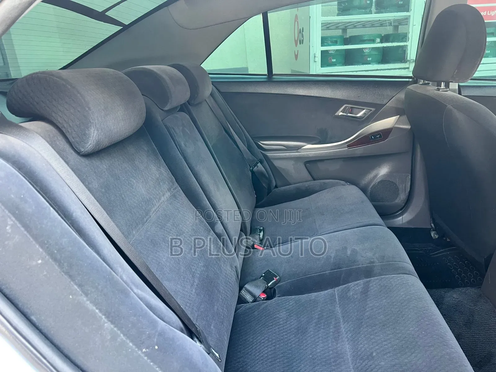 Toyota Premio 2014 Silver