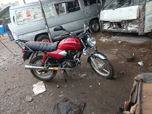 TVS HLX 125 2020 Red
