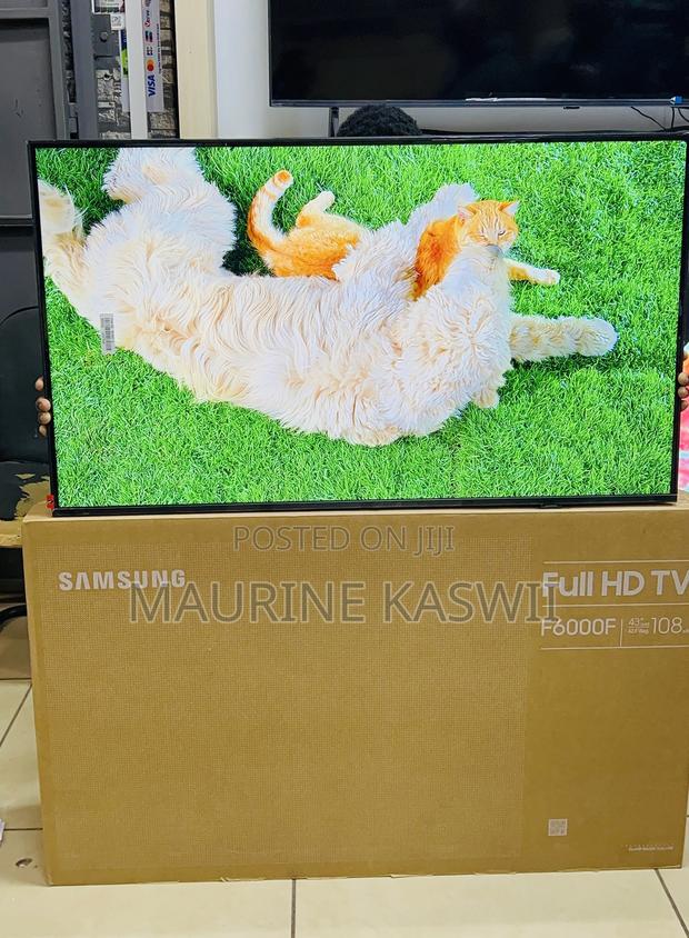 Samsung Smart 43”-2026 Model - thumbnail 2