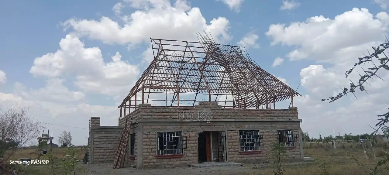 Makuti Inn