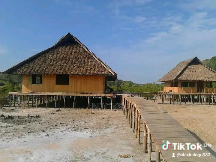 Makuti Inn