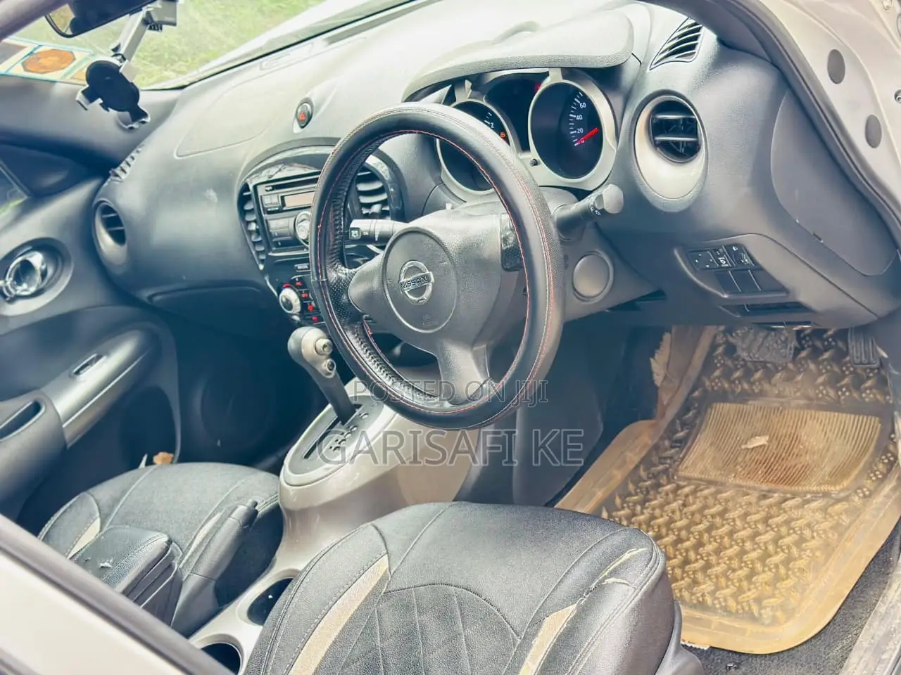 Nissan Juke 2011 Silver