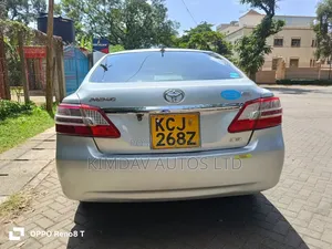 Toyota Premio 2009 Silver