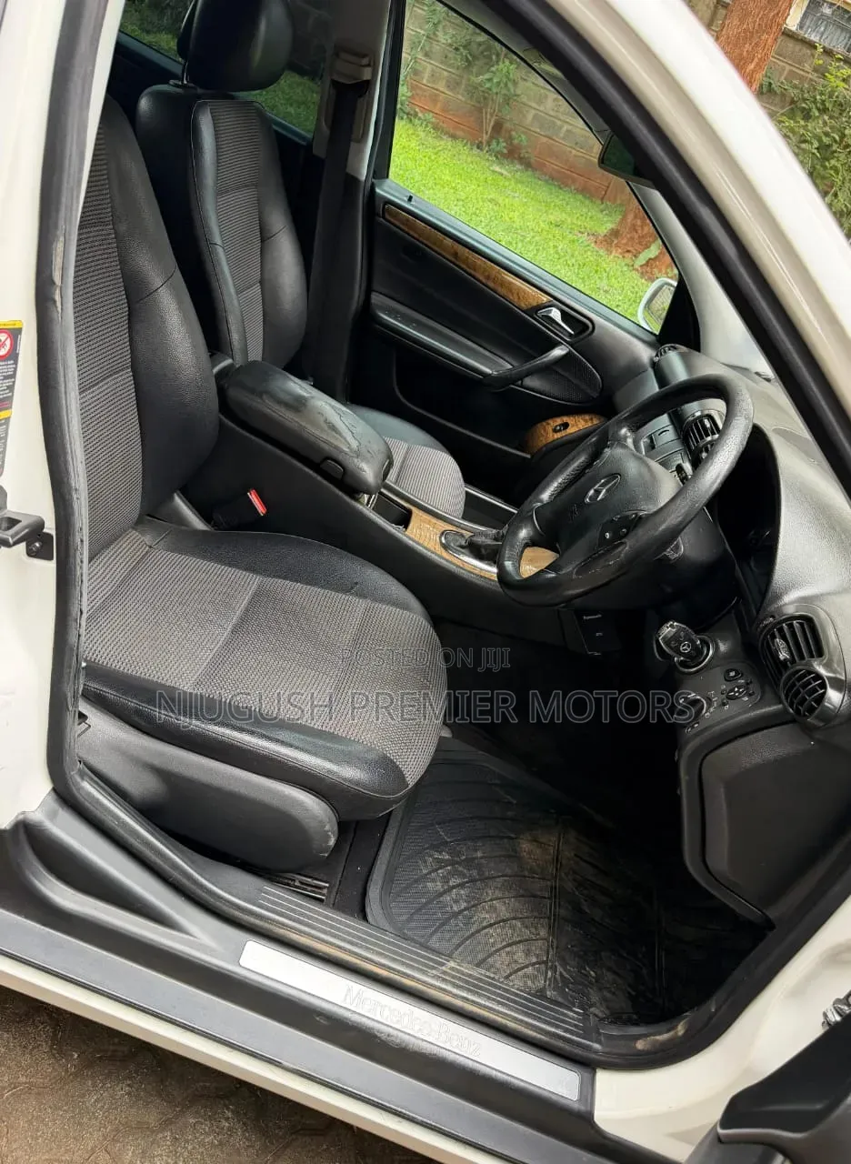 Mercedes-Benz C230 2005 White