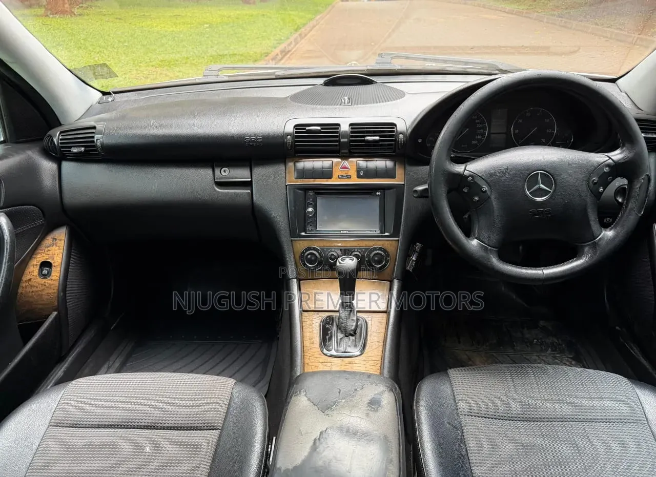 Mercedes-Benz C230 2005 White