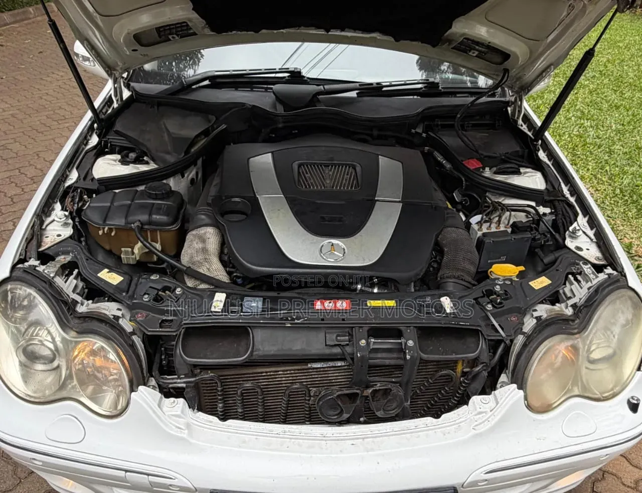 Mercedes-Benz C230 2005 White