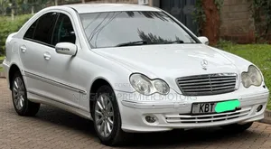 Mercedes-Benz C230 2005 White