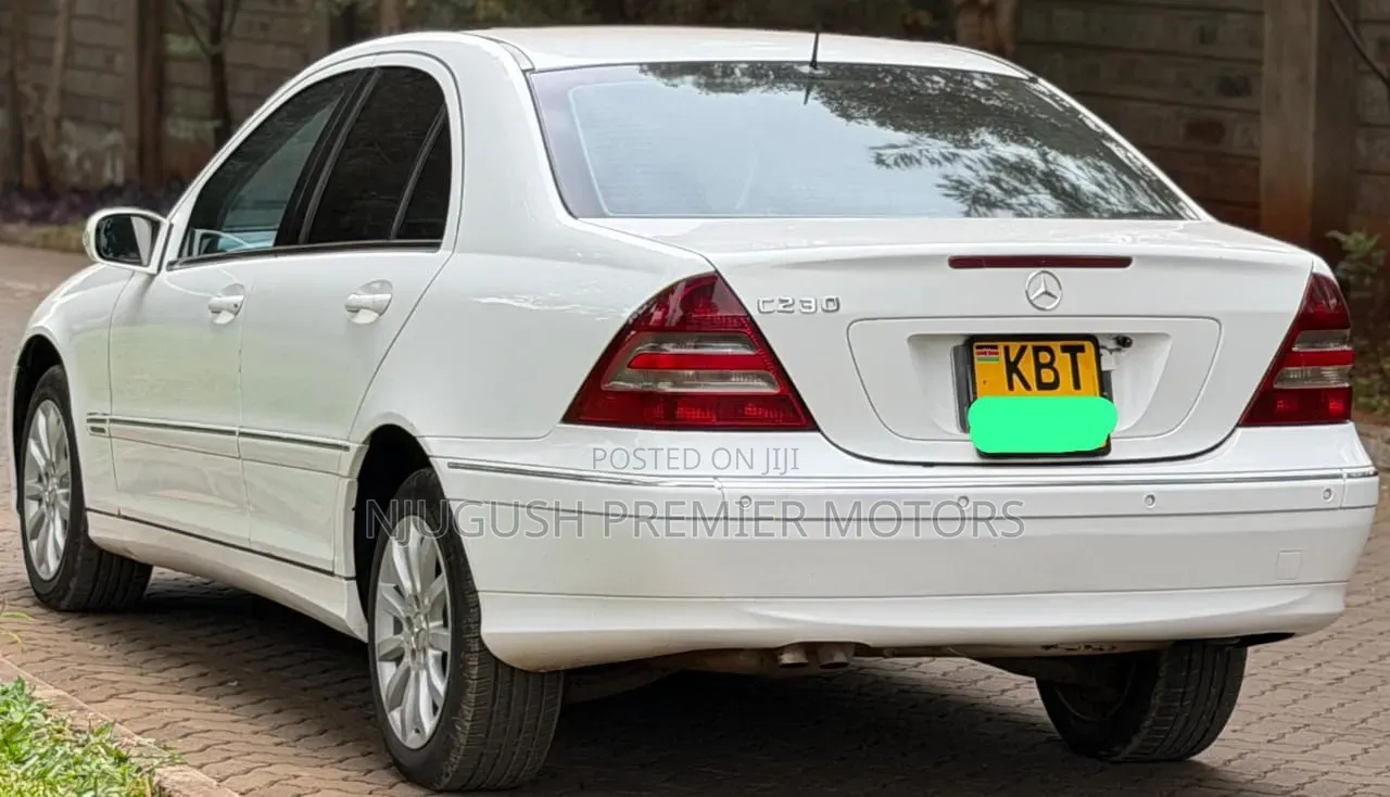 Mercedes-Benz C230 2005 White