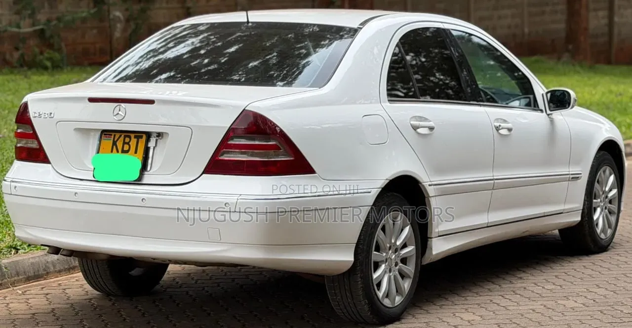 Mercedes-Benz C230 2005 White