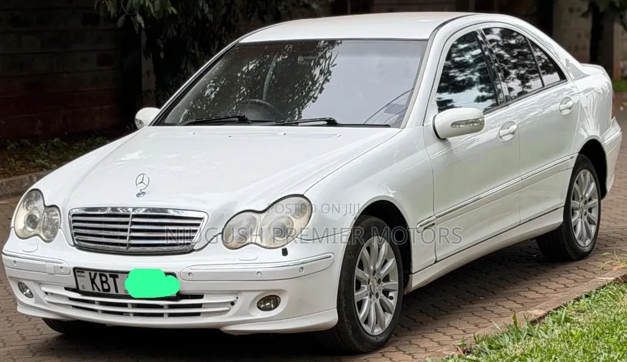 Mercedes-Benz C230 2005 White