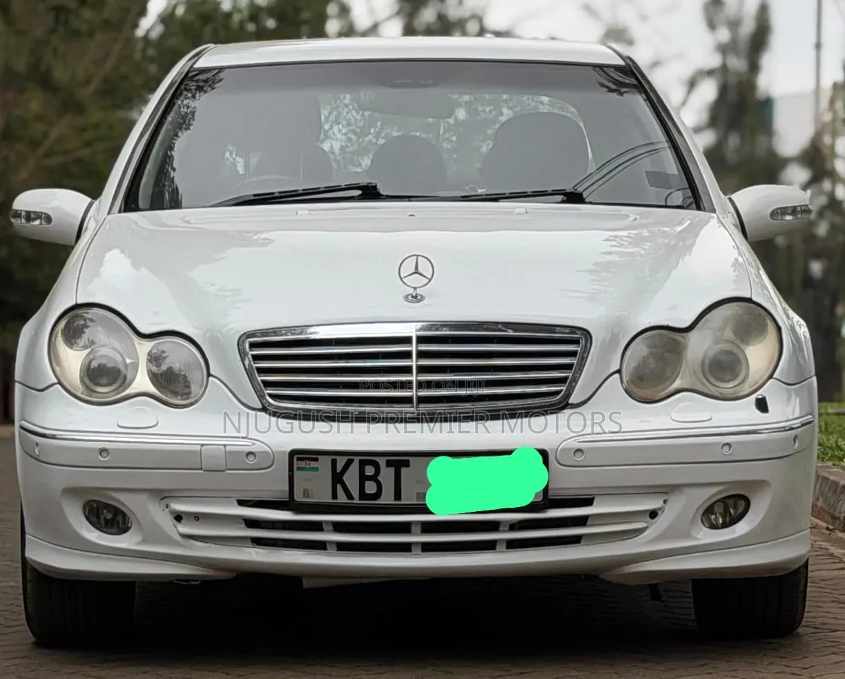 Mercedes-Benz C230 2005 White