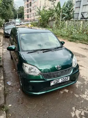 Toyota Passo 1.0 AWD 2017 Green
