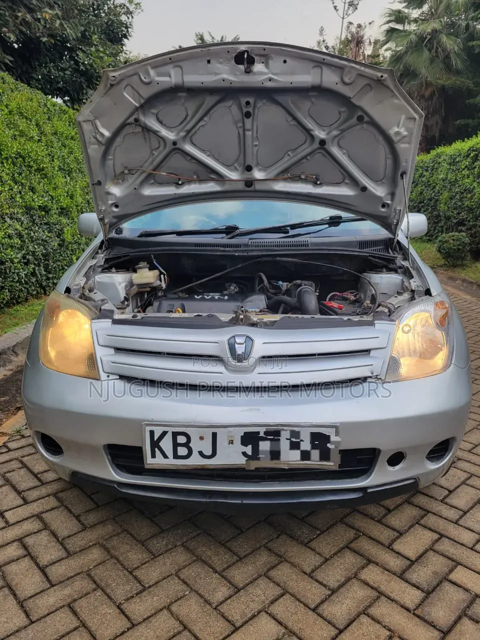 Toyota IST 2003 Silver