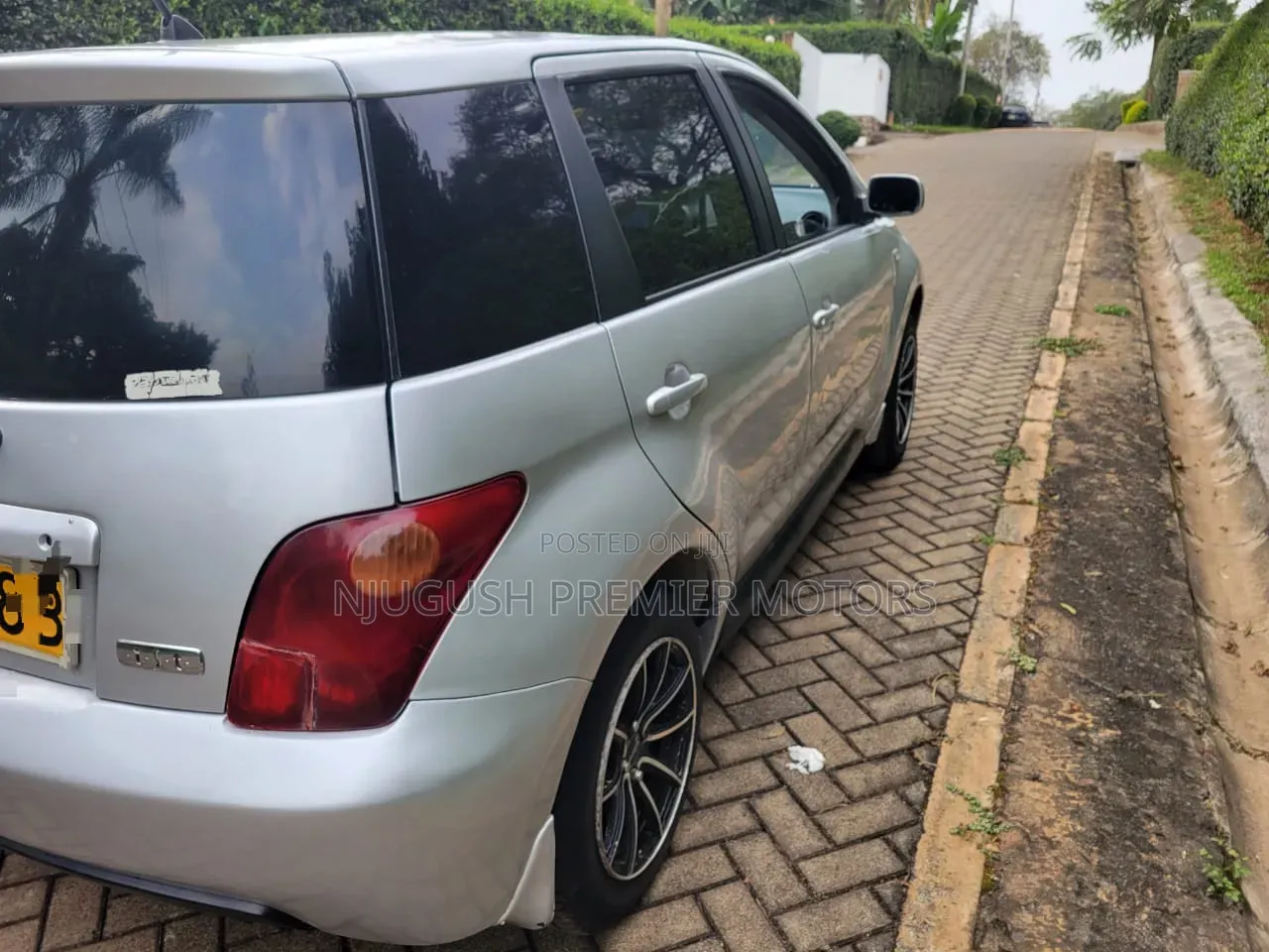 Toyota IST 2003 Silver